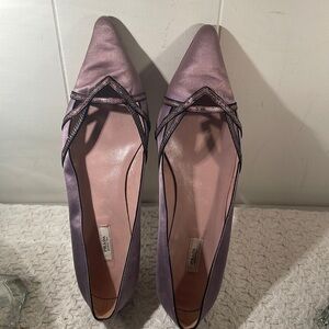 *RARE* Prada Purplish Vintage Satin Leather Designed Kitten Heels